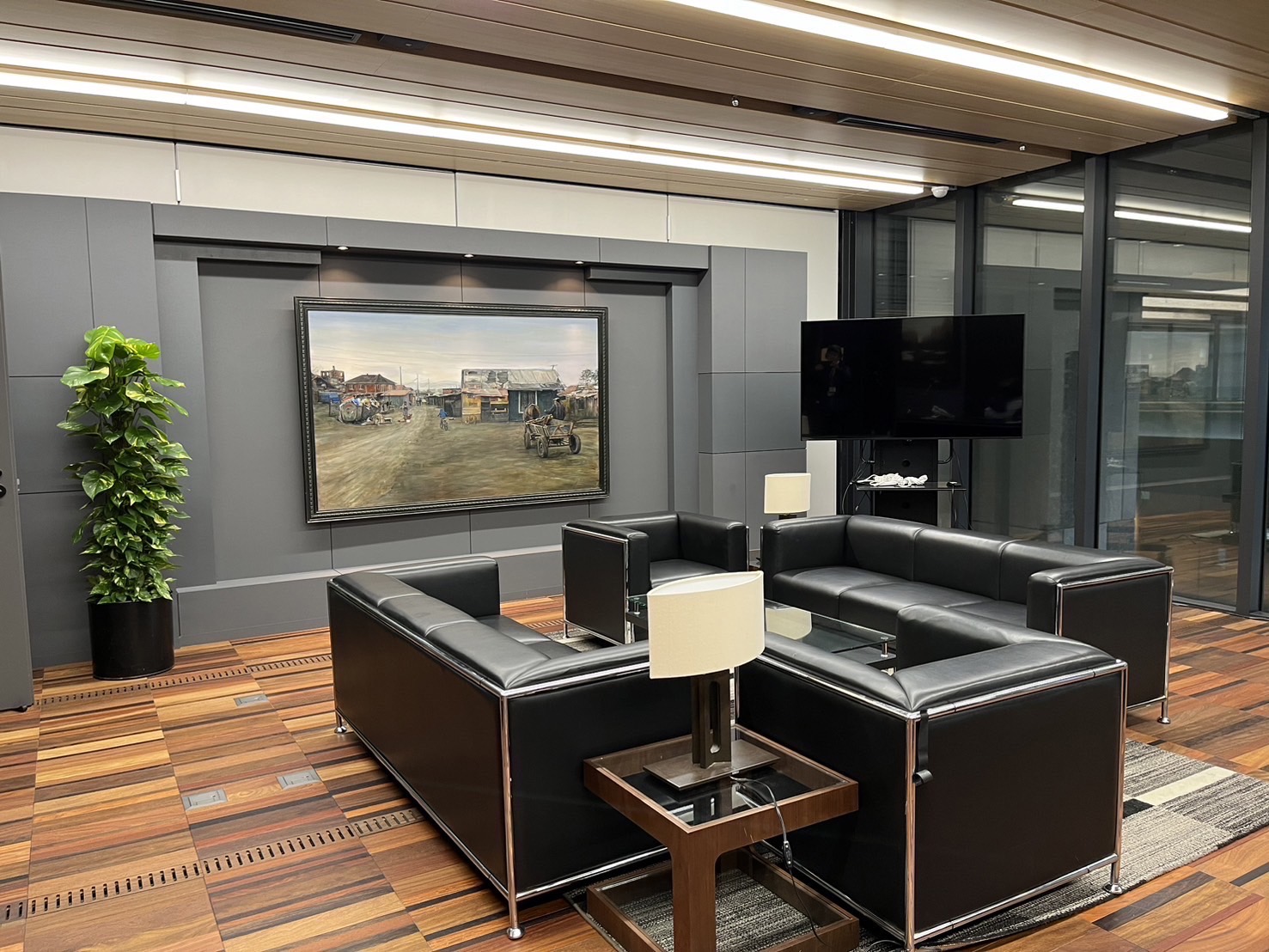 ドラマ(日本テレビ)『花咲舞が黙ってない』絵画提供1